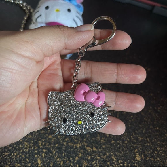 Hello Kitty Bundle - Picture 2 of 8